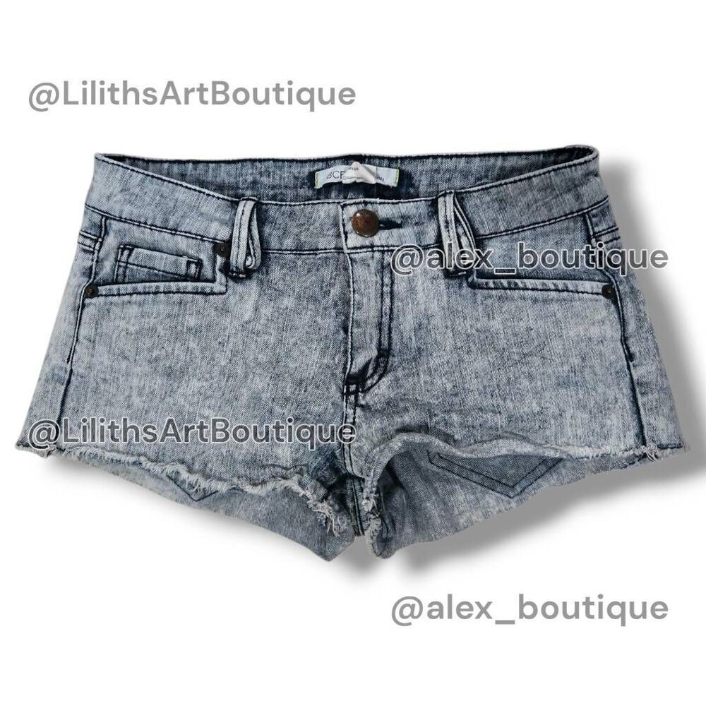 BCBGeneration Jackson Short Jeans(A063)-Size 23 for Women